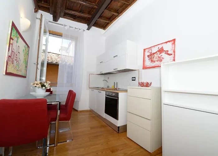 Campo De Fiori Relais Aparthotel 4*